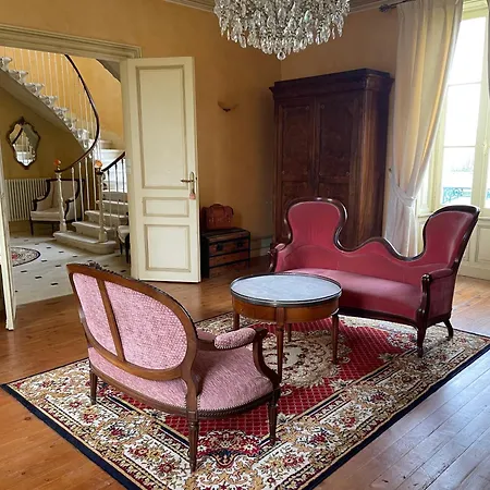 Villa Sejour En Chateau Prive Varaize