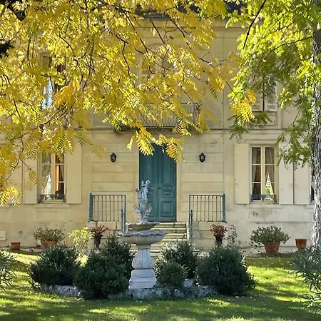 Villa En Château Privé