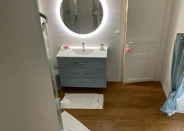 En Château Privé Villa *